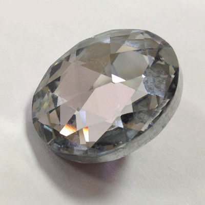 중국 유리제 철 수정같은 모조 다이아몬드 소파를 위한 단추에 의하여 결합되는 단추 격자 모양 협력 업체